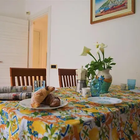 House Mentina * Minori